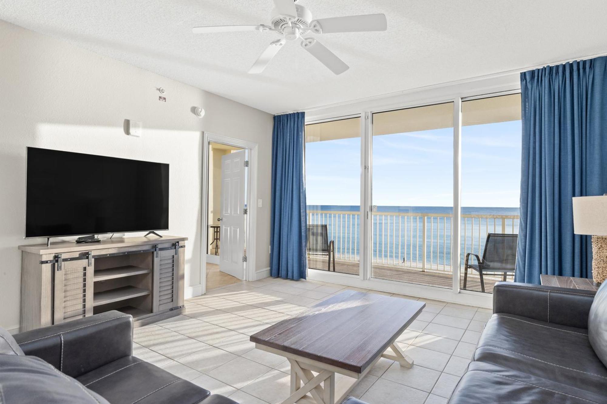 Official Majestic Beach Resort - Over 60 Units - All Ocean Front, Panama City Beach, Fl الغرفة الصورة