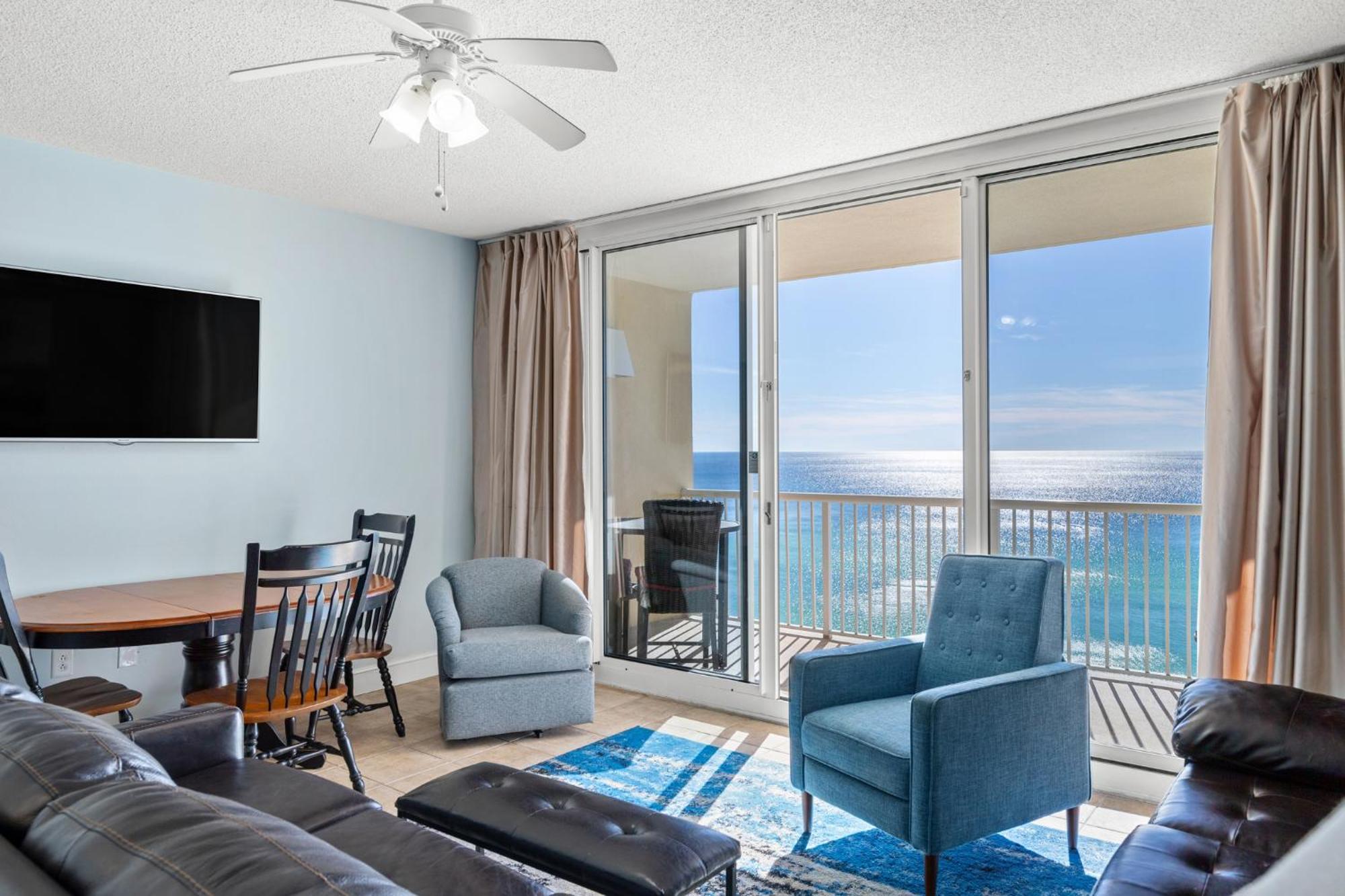 Official Majestic Beach Resort - Over 60 Units - All Ocean Front, Panama City Beach, Fl الغرفة الصورة