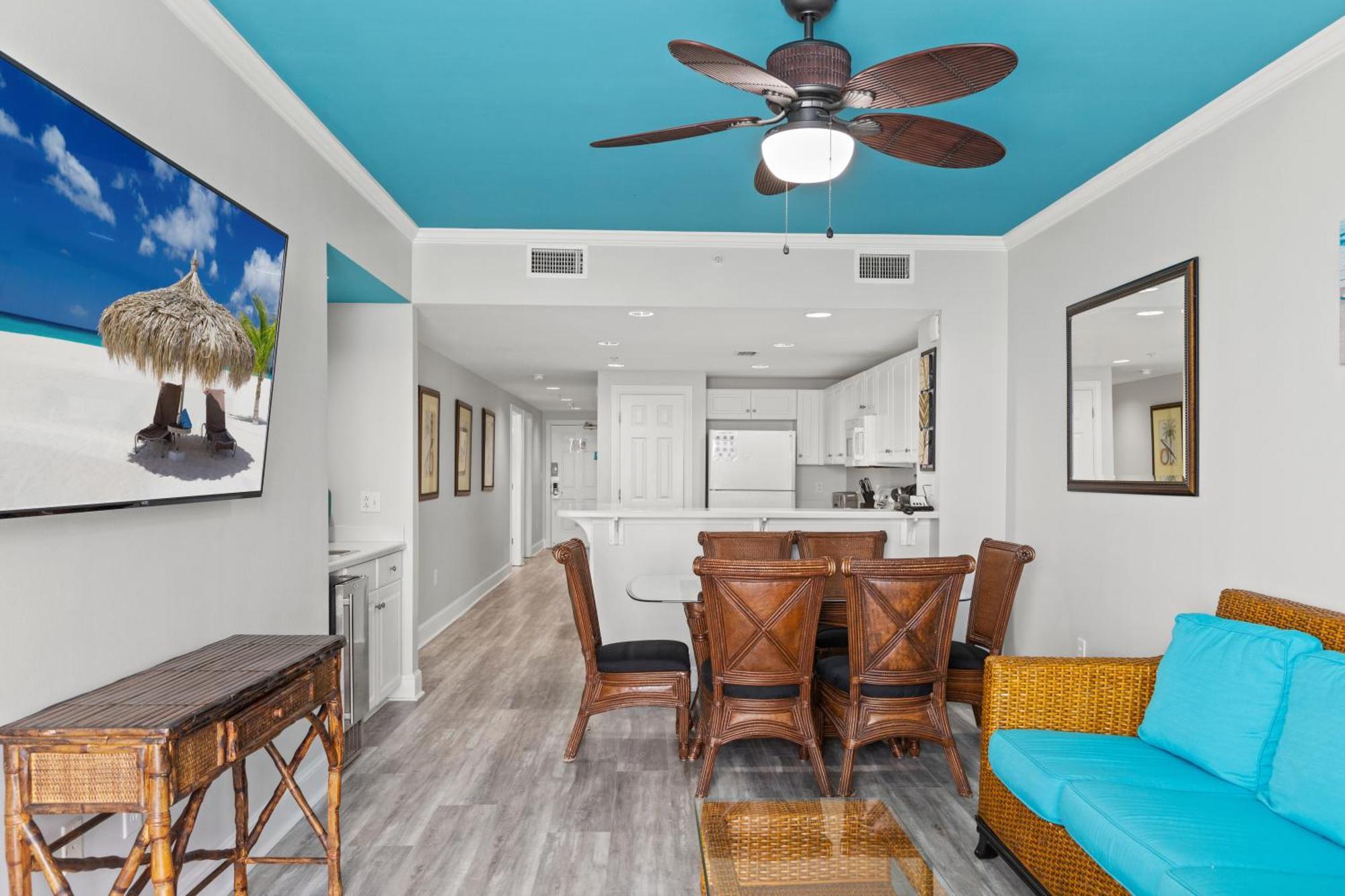 Official Majestic Beach Resort - Over 60 Units - All Ocean Front, Panama City Beach, Fl الغرفة الصورة
