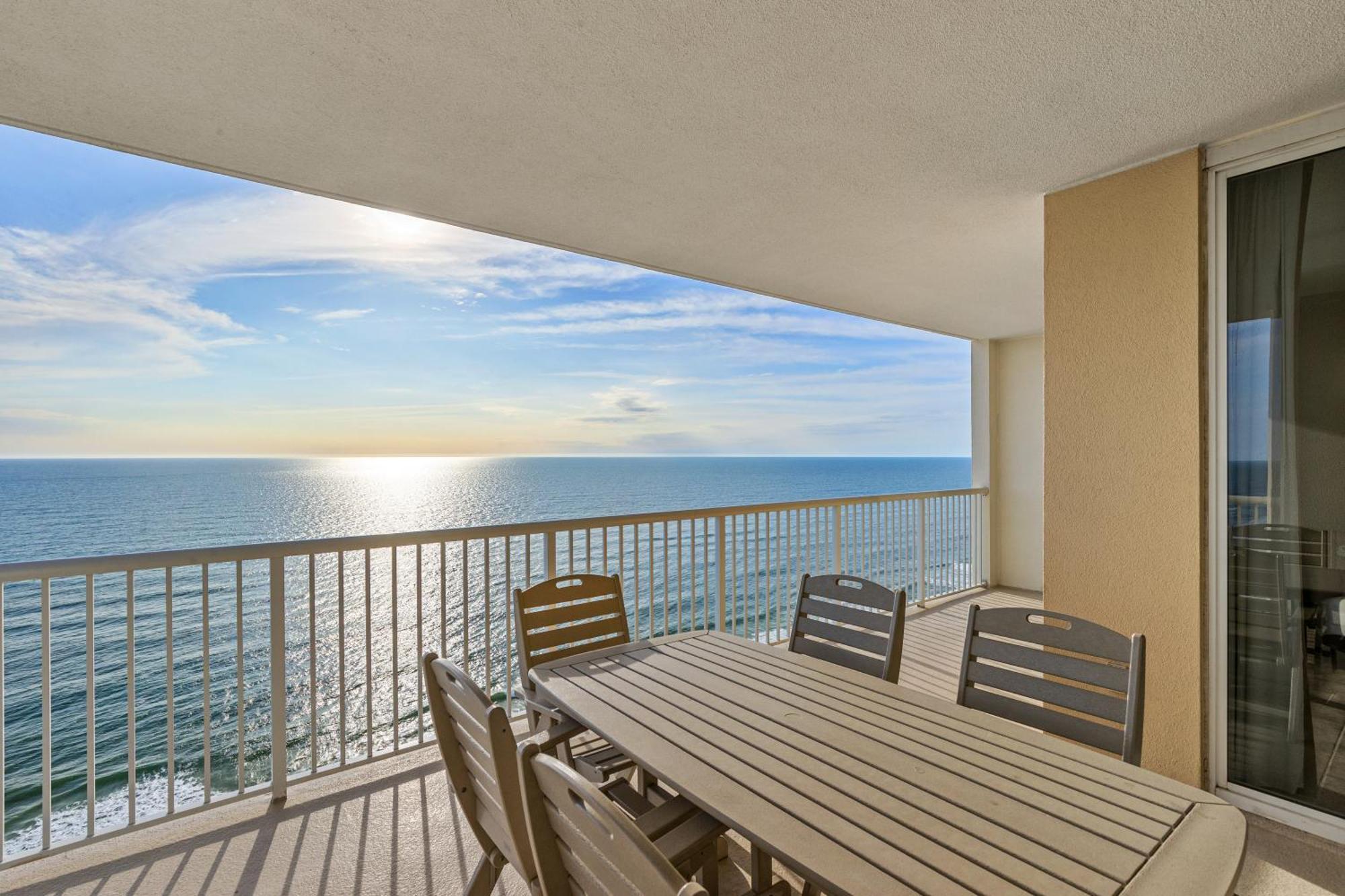 Official Majestic Beach Resort - Over 60 Units - All Ocean Front, Panama City Beach, Fl المظهر الخارجي الصورة